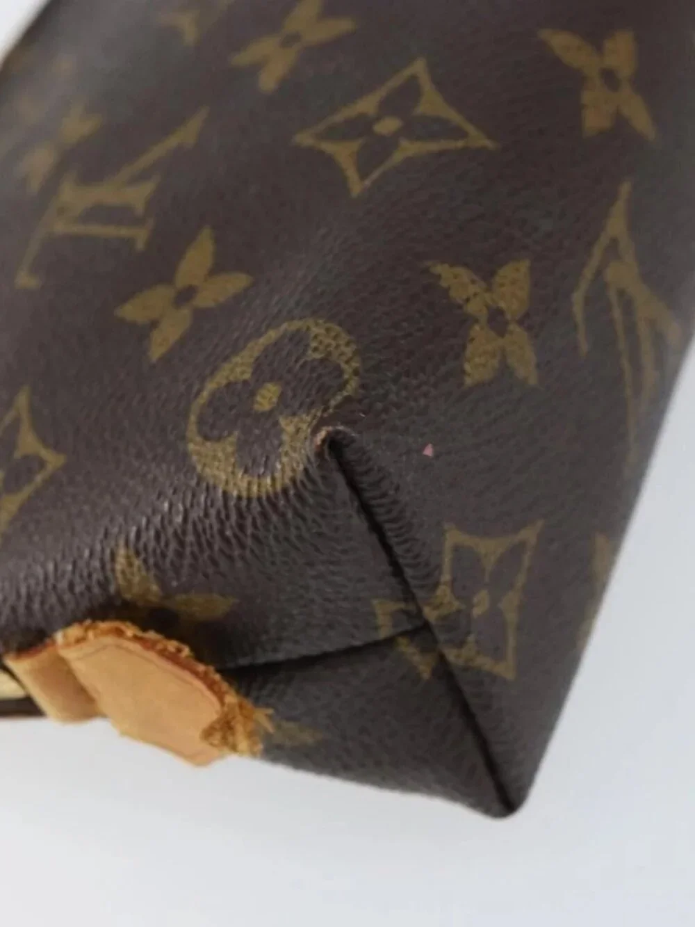 LOUIS VUITTON Monogram Pochette Cosmetic PM Pouch M43998 LV Auth